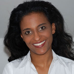 Dr. med. Karella Easwaran